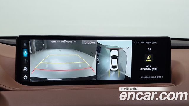 Genesis G80 2022 — photo 28