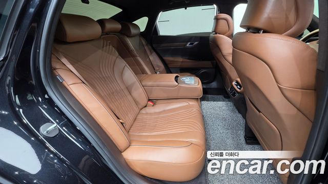 Genesis G80 2022 — photo 36
