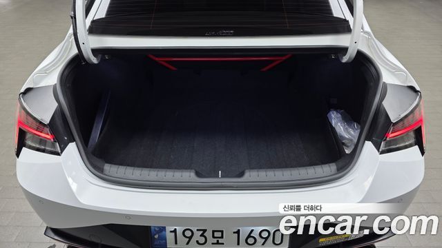 Hyundai AVANTE 2022 — photo 22