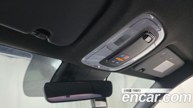 Hyundai AVANTE 2022 — photo 24