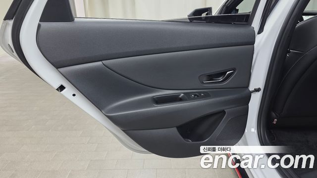 Hyundai AVANTE 2022 — photo 15