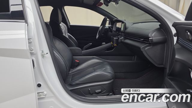 Hyundai AVANTE 2022 — photo 16