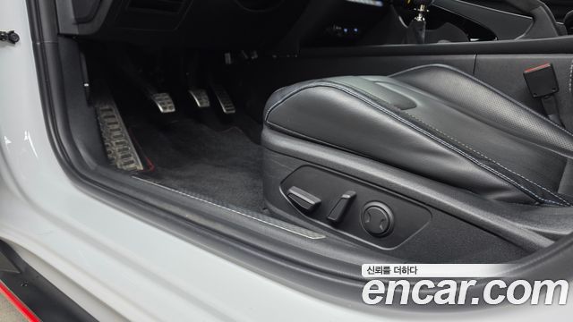 Hyundai AVANTE 2022 — photo 31