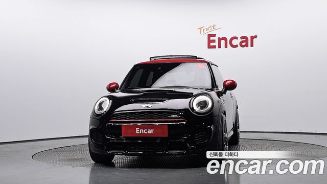 Mini Cooper 2018 — photo 3
