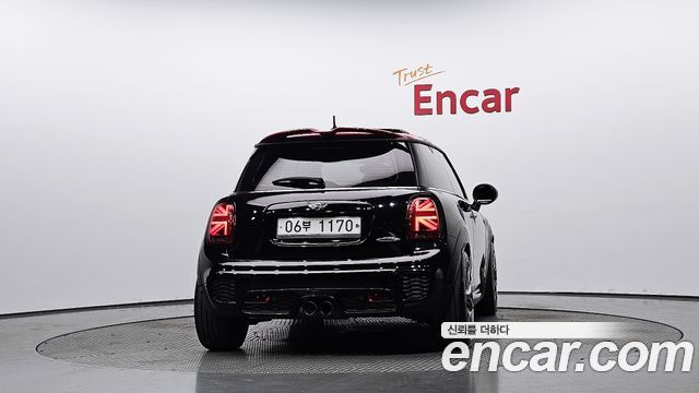 Mini Cooper 2018 — photo 4