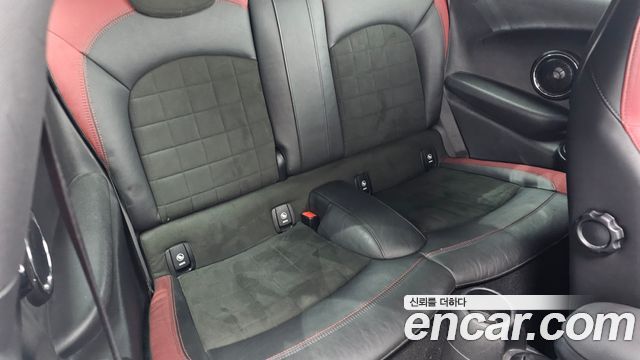 Mini Cooper 2018 — photo 12