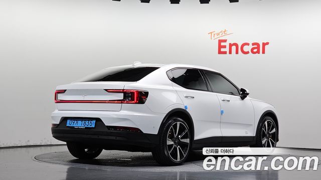 Polestar Polestar 2 2022 — photo 2