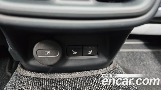 Polestar Polestar 2 2022 — photo 19