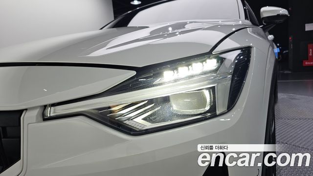 Polestar Polestar 2 2022 — photo 8