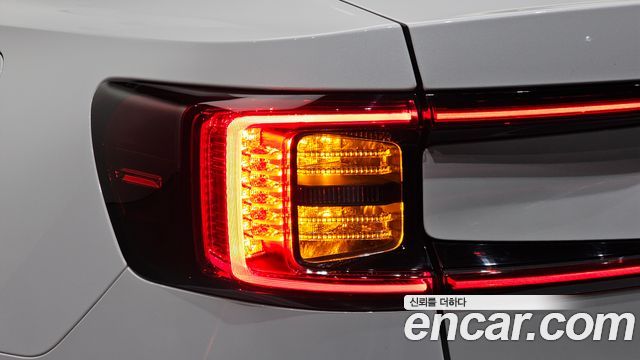 Polestar Polestar 2 2022 — photo 9