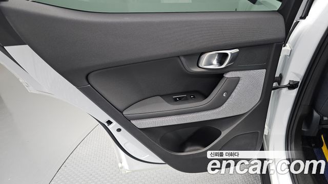 Polestar Polestar 2 2022 — photo 15