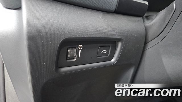 Polestar Polestar 2 2022 — photo 28