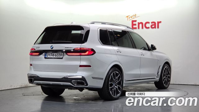 BMW X7 2024 — photo 2