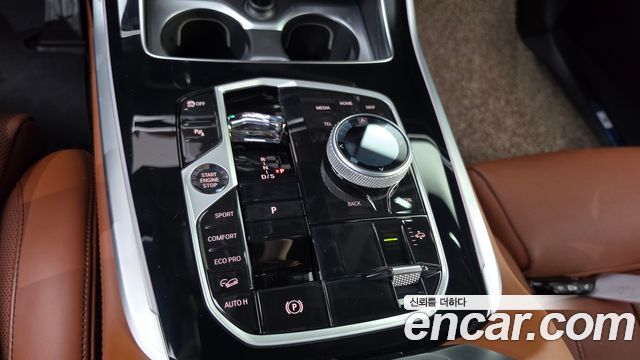 BMW X7 2024 — photo 12