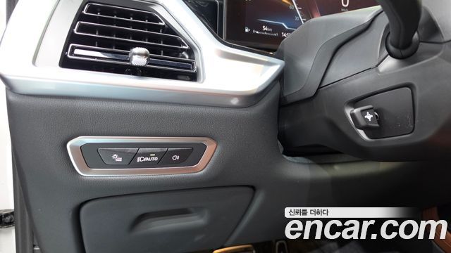 BMW X7 2024 — photo 30