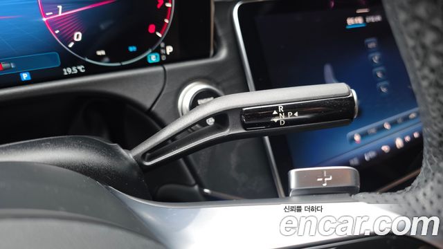 Mercedes-Benz E-Class 2026 — photo 12