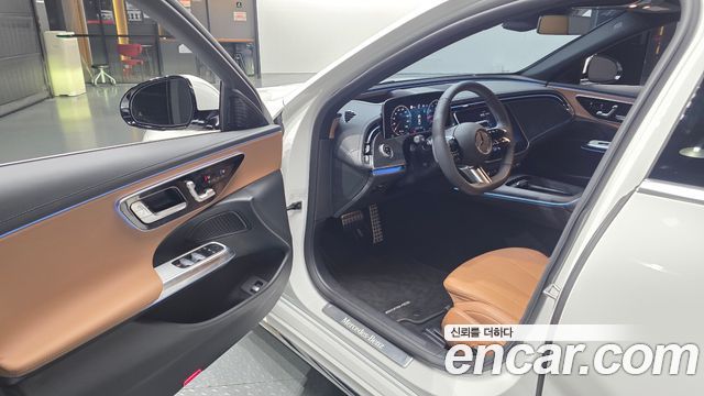 Mercedes-Benz E-Class 2026 — photo 13
