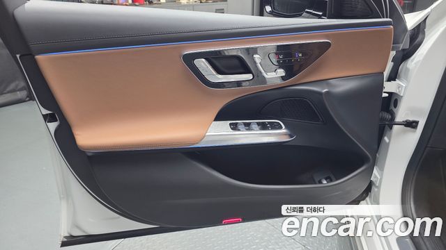 Mercedes-Benz E-Class 2026 — photo 14