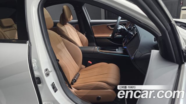 Mercedes-Benz E-Class 2026 — photo 16