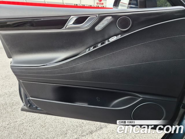 Genesis G80 2021 — photo 15
