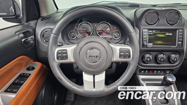 Jeep Compass 2014 — photo 19