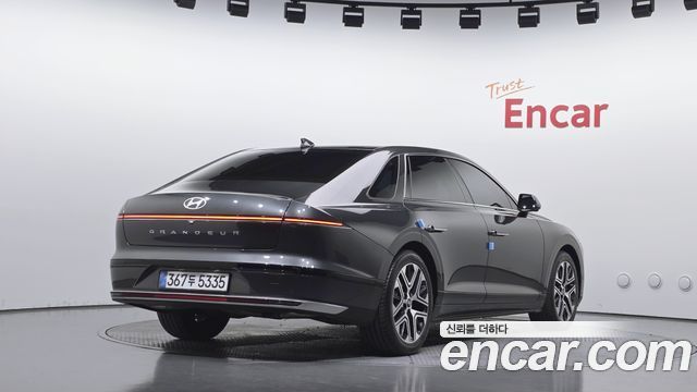 Hyundai Grandeur 2023 — photo 2