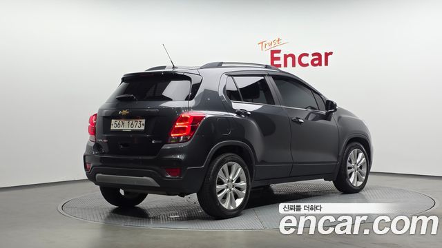 Chevrolet Korea Trax 2018 — photo 2