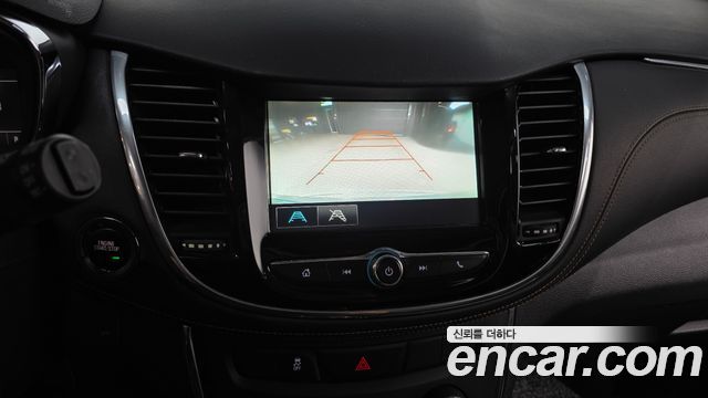 Chevrolet Korea Trax 2018 — photo 21