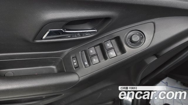 Chevrolet Korea Trax 2018 — photo 29