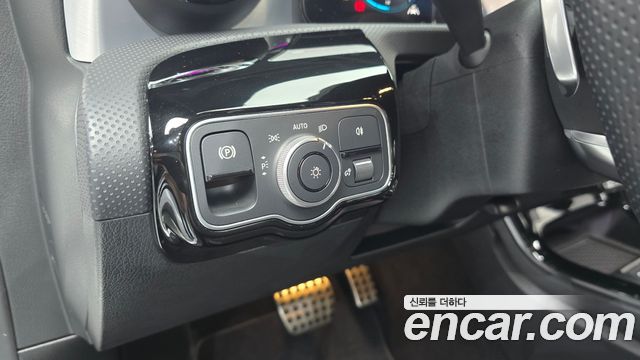 Mercedes-Benz CLA-Class 2023 — photo 20