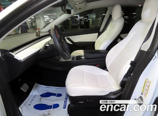 Tesla Model Y 2021 — photo 6
