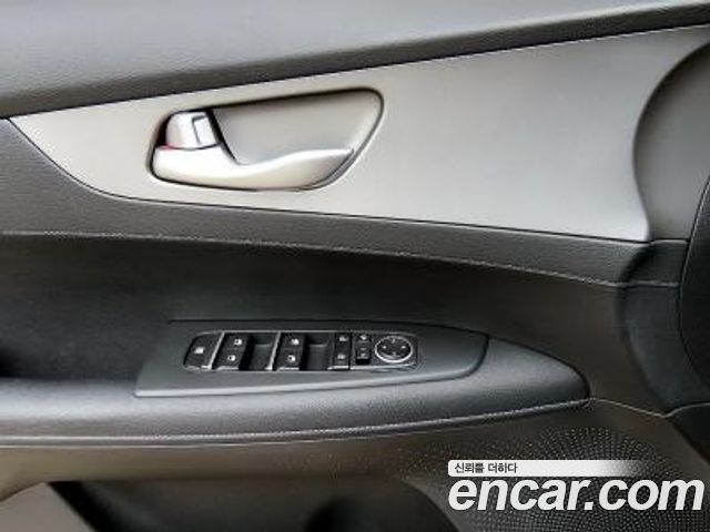 Kia K3 2019 — photo 13