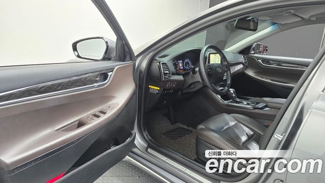 Hyundai Grandeur 2017 — photo 13