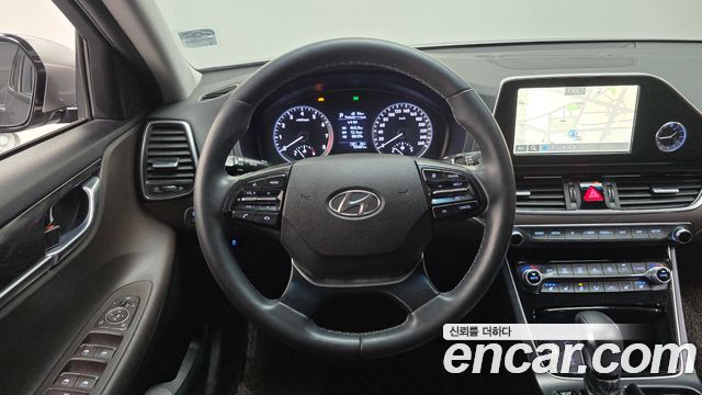 Hyundai Grandeur 2017 — photo 19