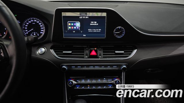 Hyundai Grandeur 2017 — photo 20