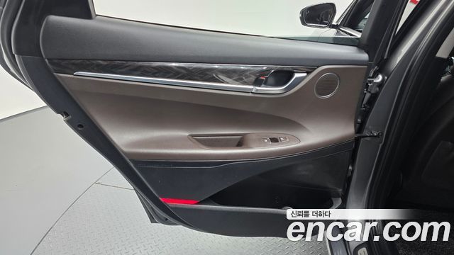 Hyundai Grandeur 2017 — photo 15