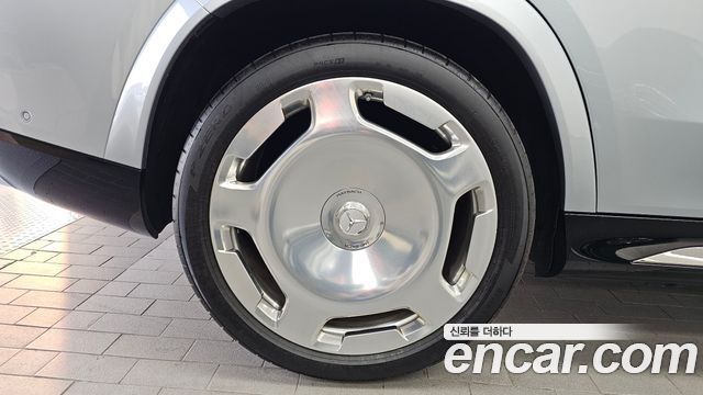 Mercedes-Benz GLS-Class 2026 — photo 5