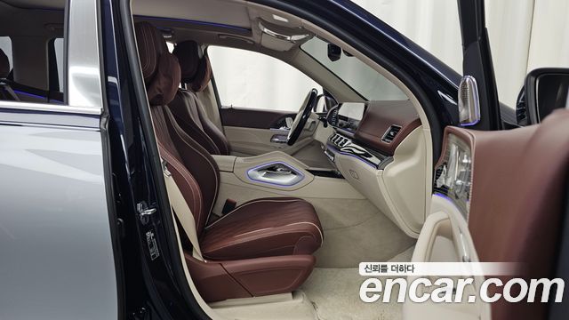 Mercedes-Benz GLS-Class 2026 — photo 17