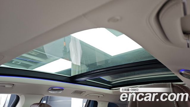 Mercedes-Benz GLS-Class 2026 — photo 23