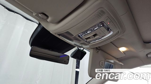 Mercedes-Benz GLS-Class 2026 — photo 29