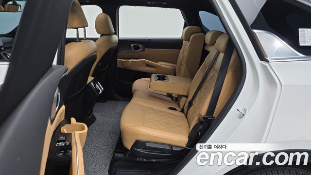 Kia Sorento 2023 — photo 11
