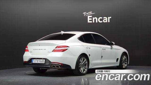Genesis G70 2022 — photo 2