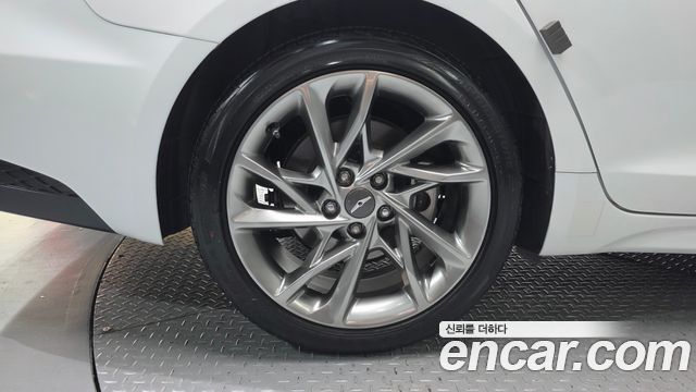Genesis G70 2022 — photo 5