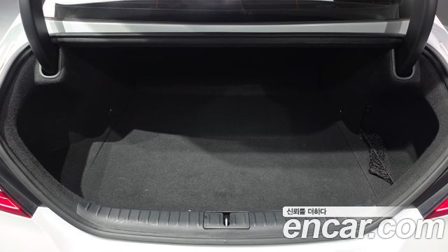 Genesis G70 2022 — photo 26