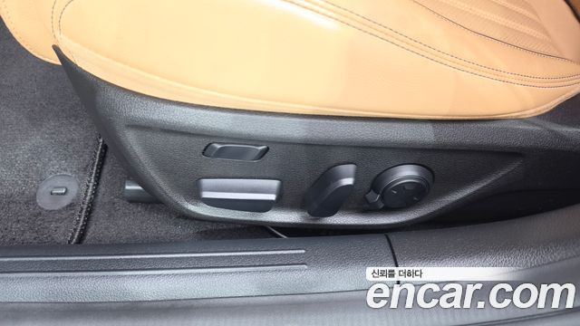Genesis G70 2022 — photo 31