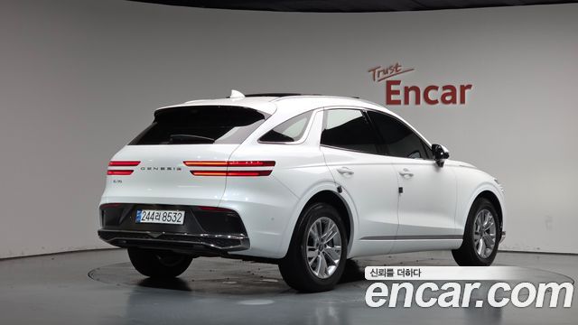 Genesis GV70 2025 — photo 2