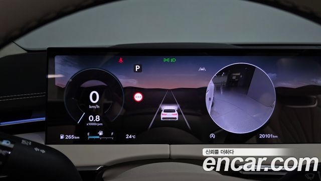 Genesis GV70 2025 — photo 11