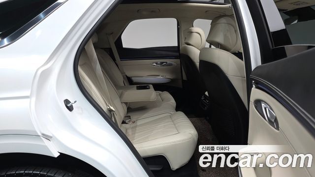 Genesis GV70 2025 — photo 17
