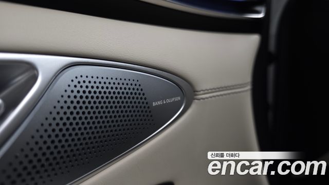 Genesis GV70 2025 — photo 23