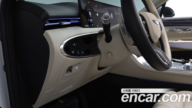 Genesis GV70 2025 — photo 30